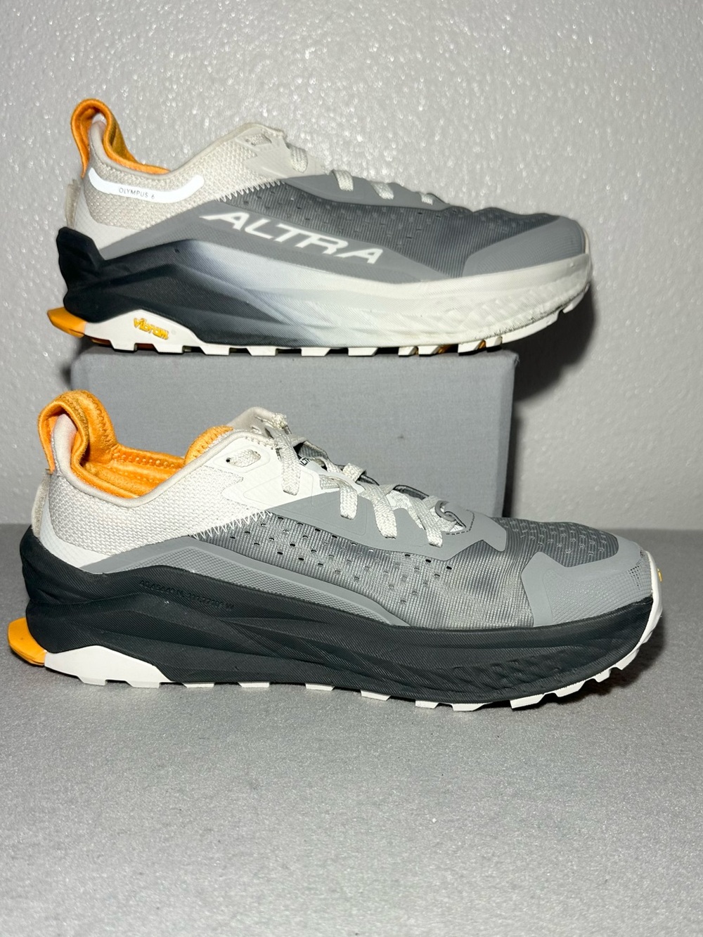 COPY Altra Olympus 6 trail running shoes - Picture 3 of 13